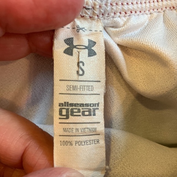 Under Armour Women's Running Shorts Size Small - Picture 5 of 6